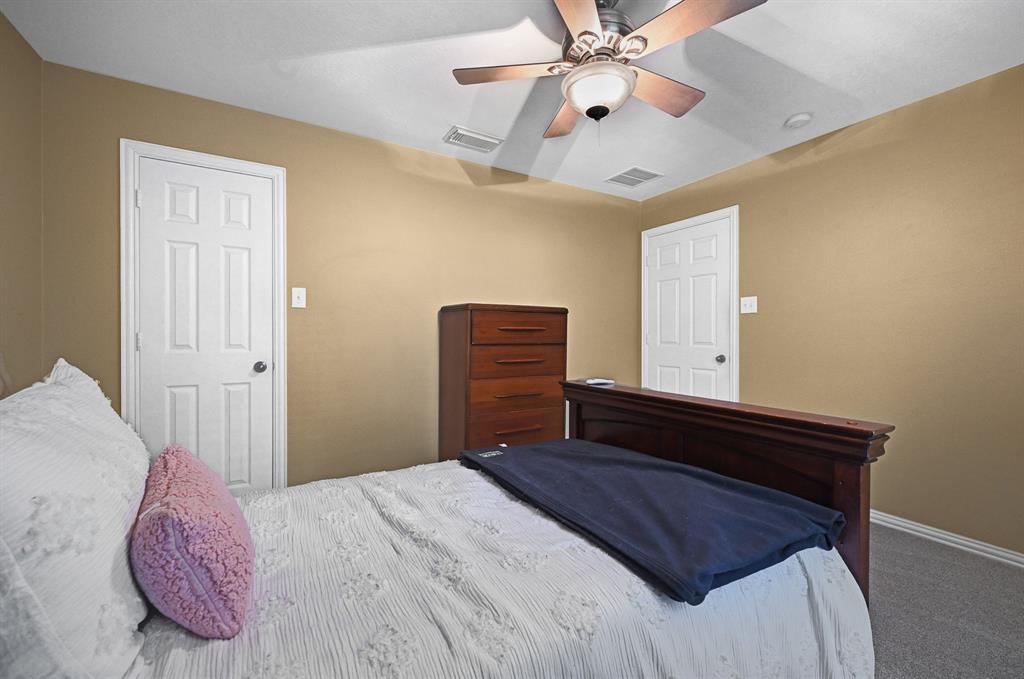 2839 Chalet Knolls Lane, Katy, Texas image 35