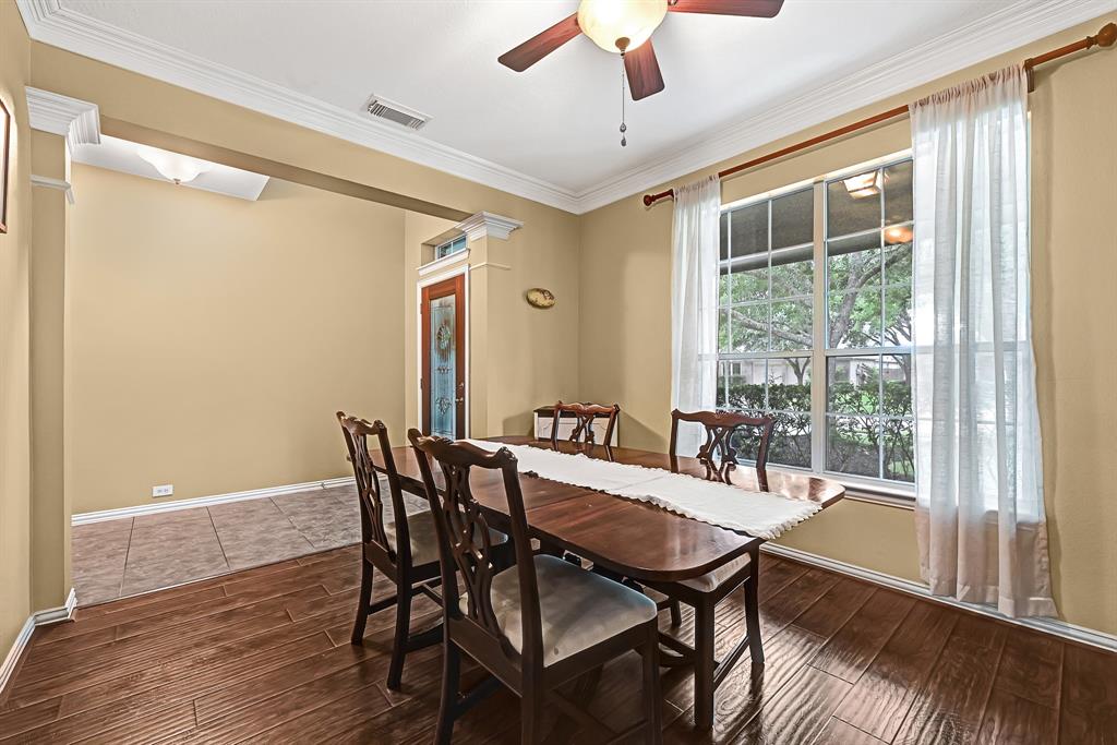 2839 Chalet Knolls Lane, Katy, Texas image 8