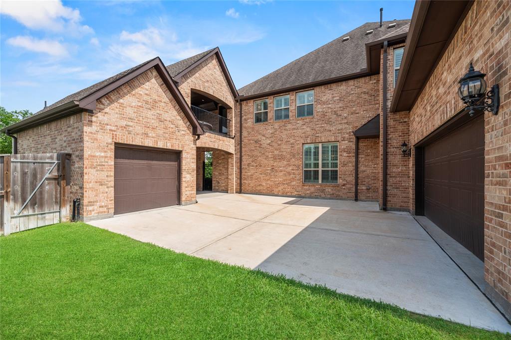 2111 Plaza Ridge Drive, Missouri City, Texas image 46