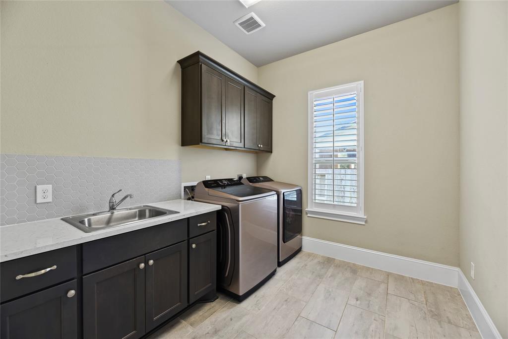 2111 Plaza Ridge Drive, Missouri City, Texas image 28