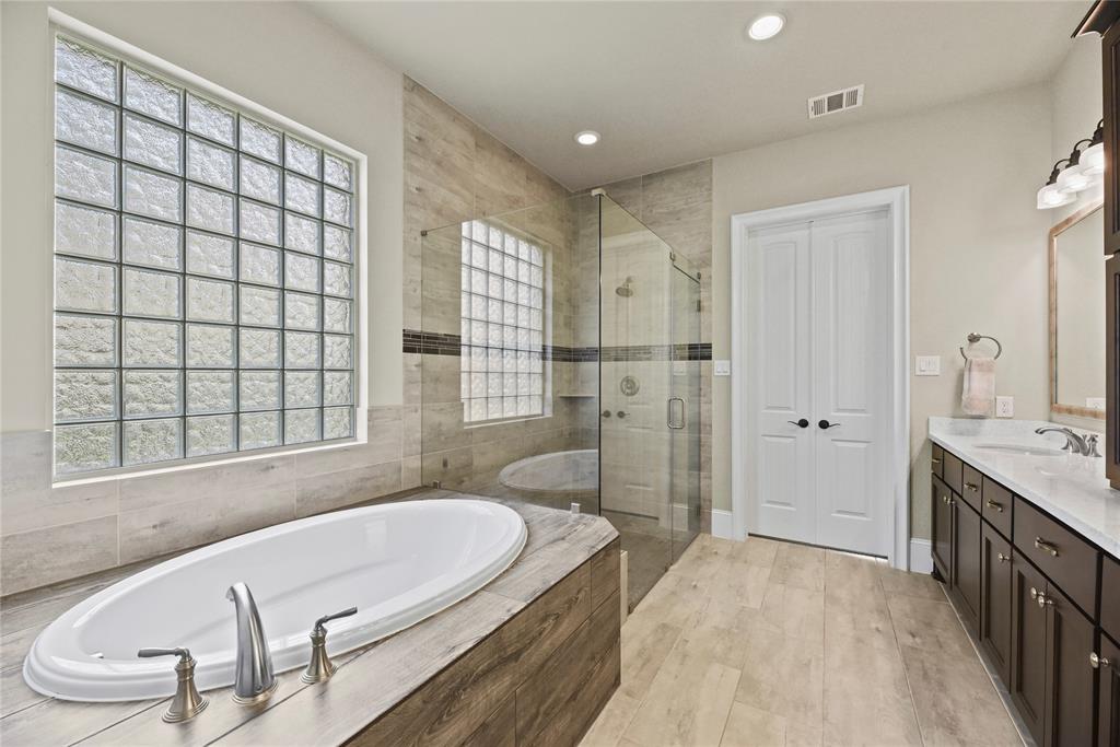2111 Plaza Ridge Drive, Missouri City, Texas image 15
