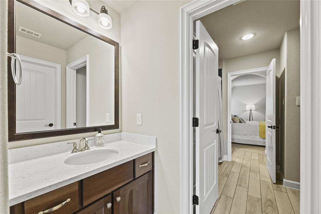 2111 Plaza Ridge Drive, Missouri City, Texas image 31