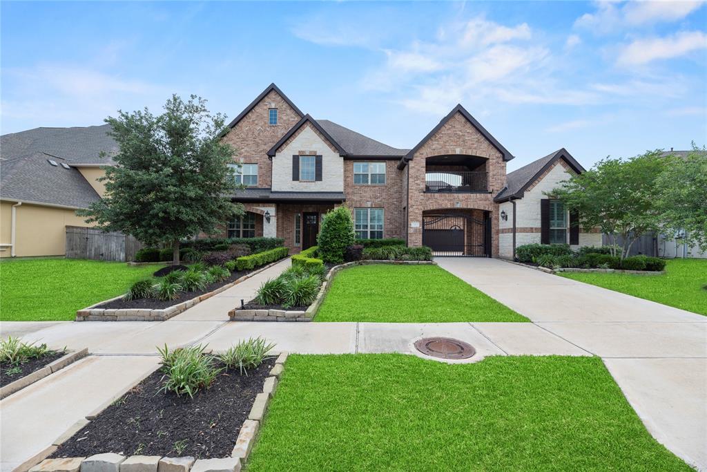 2111 Plaza Ridge Drive, Missouri City, Texas image 3
