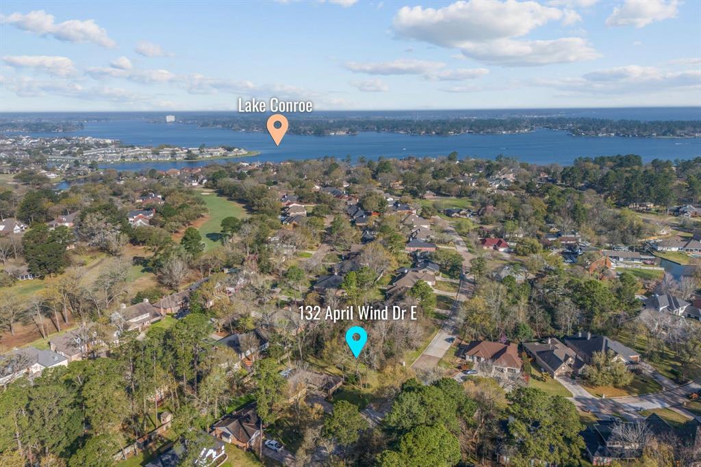 132 April Wind Drive, Conroe, Texas image 11