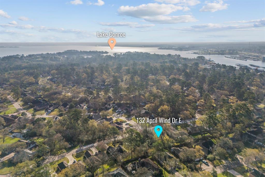 132 April Wind Drive, Conroe, Texas image 6