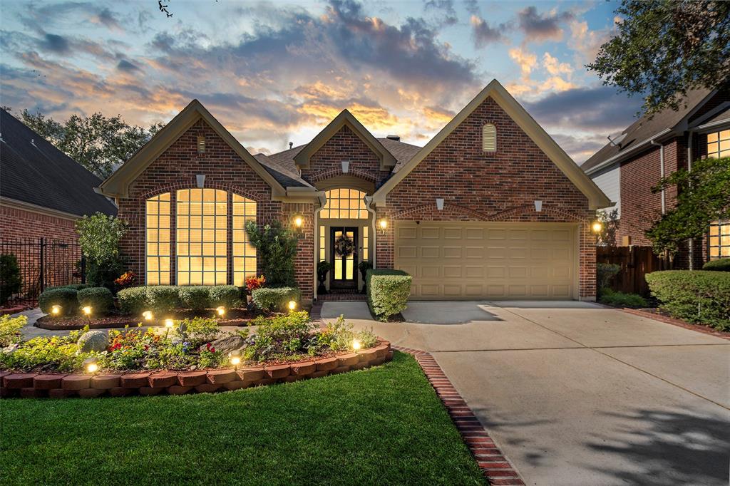 1119 Mariner Cove, Sugar Land, Texas image 1