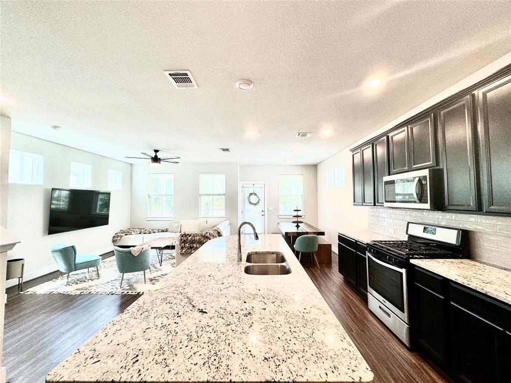 7103 Silver Star Lane #60, Austin, Texas image 6