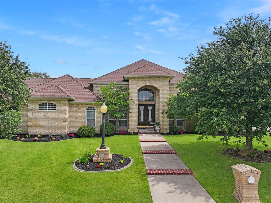 404 Pintail Lane, Orange, Texas image 1