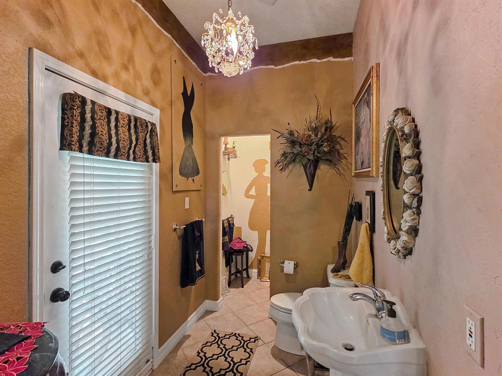 404 Pintail Lane, Orange, Texas image 17