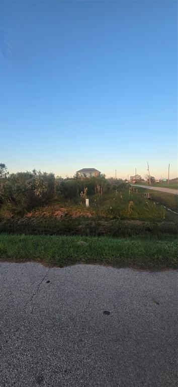 705 Front Avenue, Port Bolivar, Texas image 2
