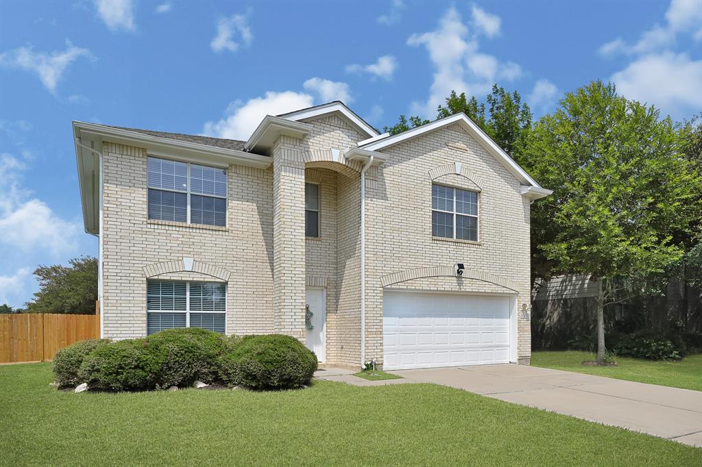 16203 Aspen Arbor Court, Friendswood, Texas image 1