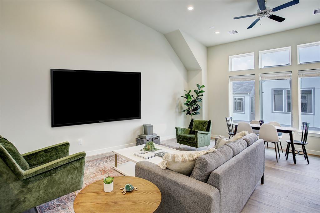 24413 Colonial Willow Drive