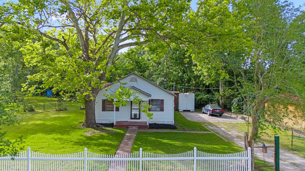 1822 Kilgore Road, Baytown, Texas image 32