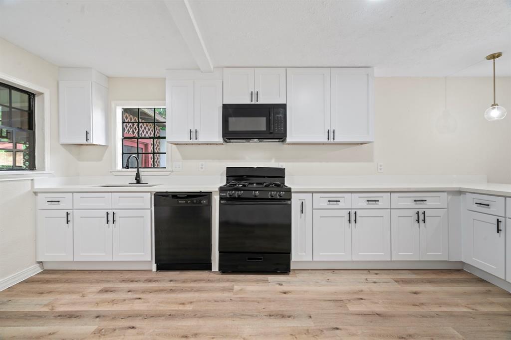 1822 Kilgore Road, Baytown, Texas image 7