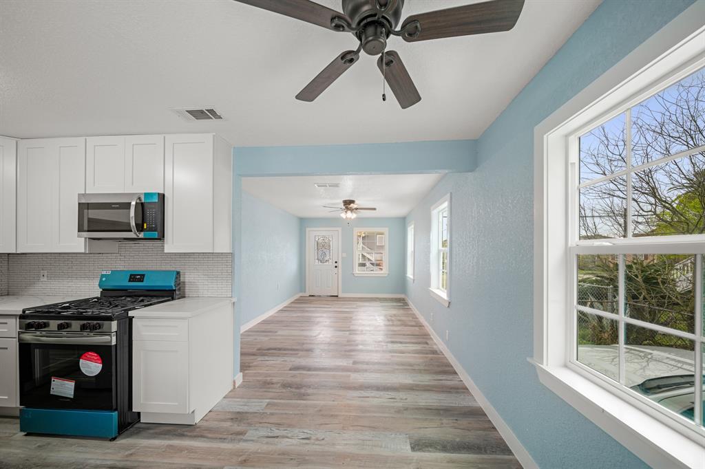 5528 Menard Avenue, Galveston, Texas image 8