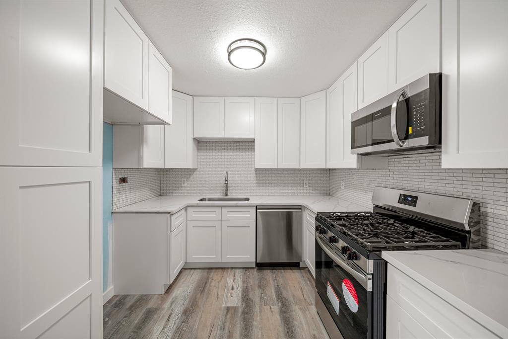 5528 Menard Avenue, Galveston, Texas image 4