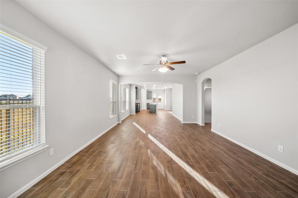 1448 Sundown Glen Drive, Katy, Texas image 5