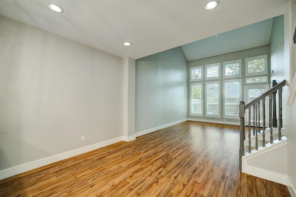 Photo 6 of 25 of 8918 Summer Ash Lane townhome