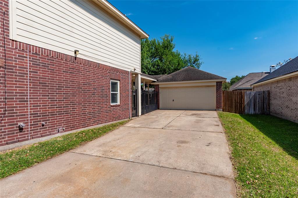 6156 Sheffield Lane, League City, Texas image 29