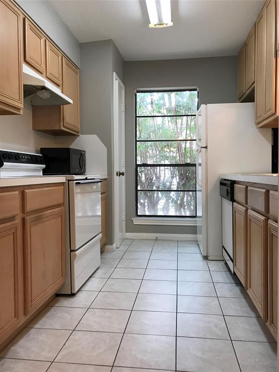 9707 Richmond Avenue #124, Houston, Texas image 2
