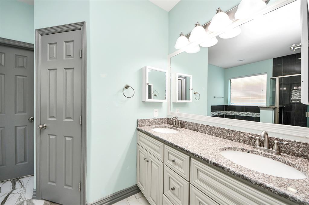 4410 Lodge Vine Court, Sugar Land, Texas image 25