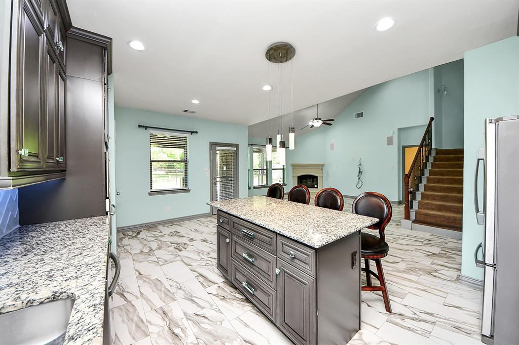 4410 Lodge Vine Court, Sugar Land, Texas image 16