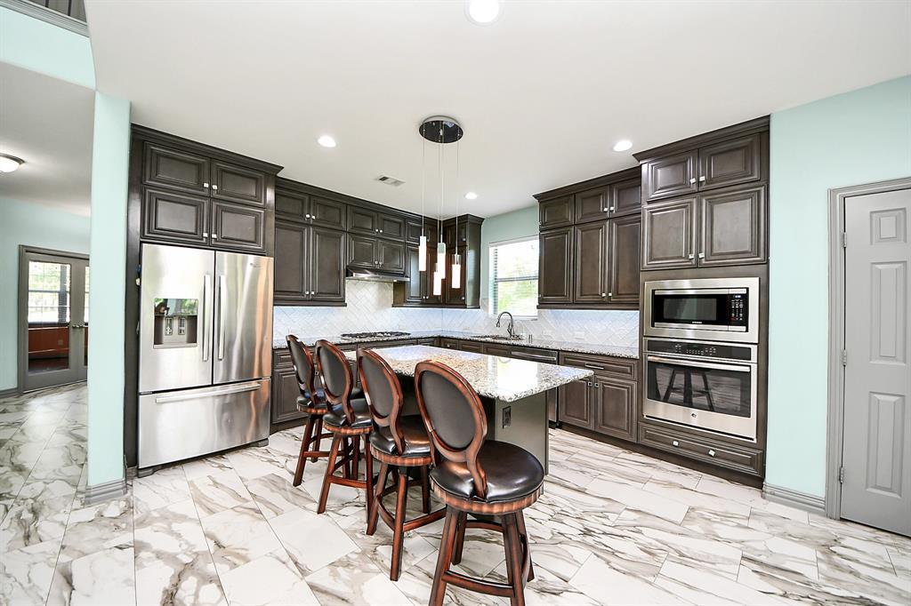 4410 Lodge Vine Court, Sugar Land, Texas image 14
