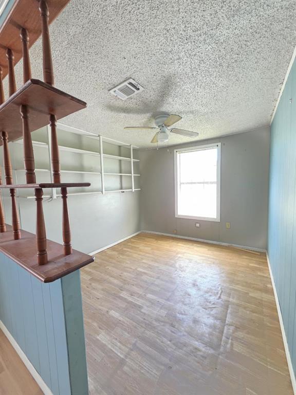 235 2nd Street, Van Vleck, Texas image 5
