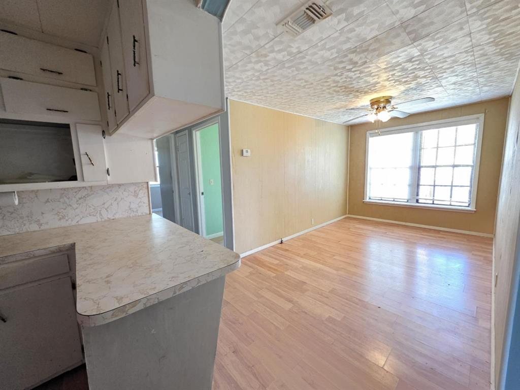 235 2nd Street, Van Vleck, Texas image 11