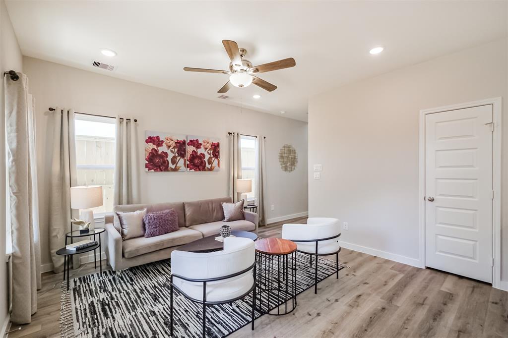 703 Majestic Eagle Court, Houston, Texas image 8