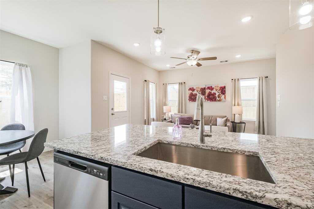 703 Majestic Eagle Court, Houston, Texas image 14