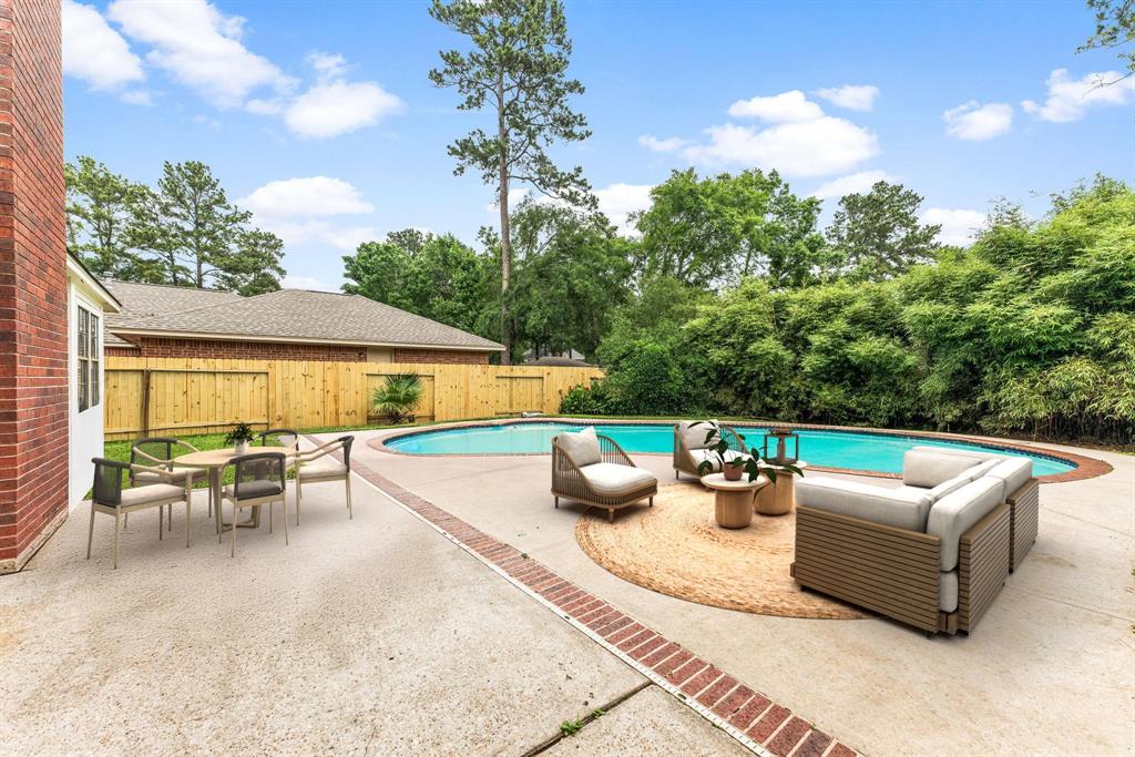 6 Heathstone Place, The Woodlands, Texas image 27