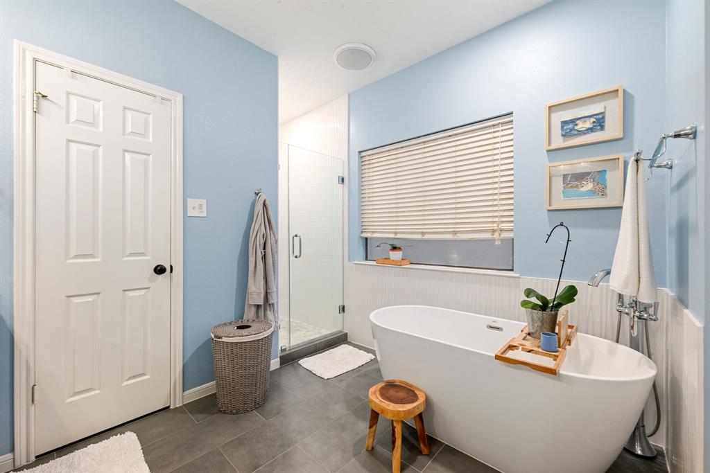 6 Heathstone Place, The Woodlands, Texas image 18