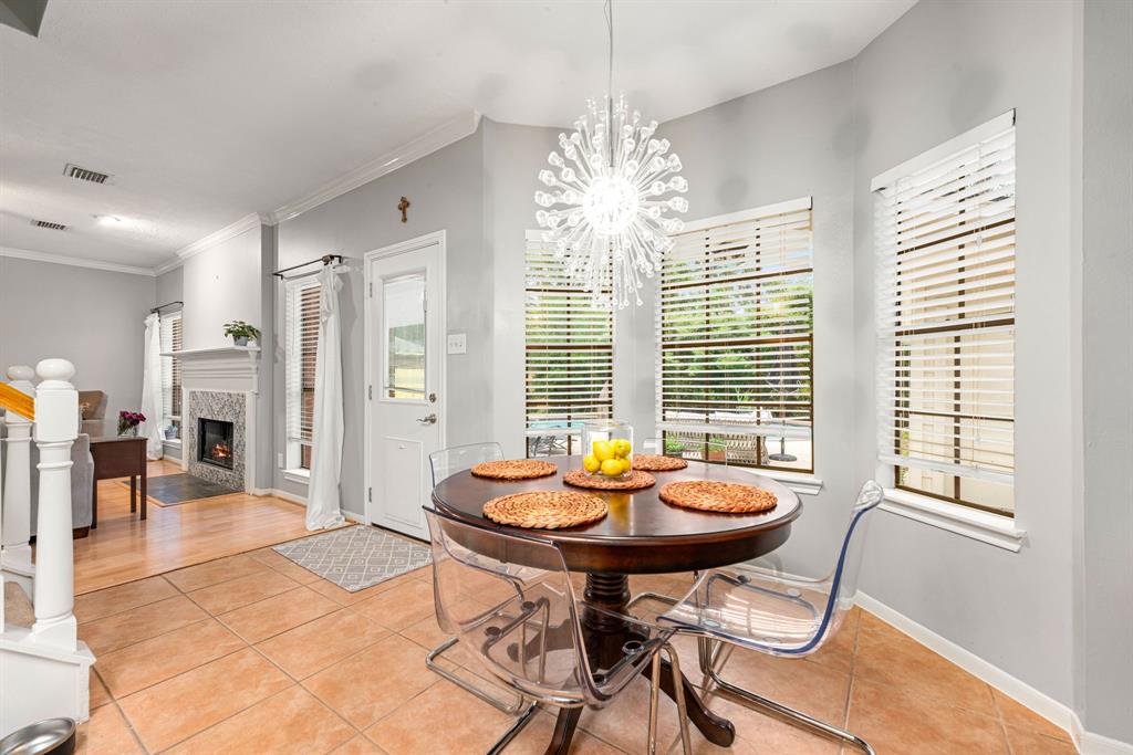6 Heathstone Place, The Woodlands, Texas image 10