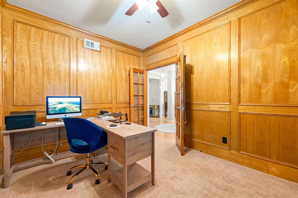 6 Heathstone Place, The Woodlands, Texas image 5