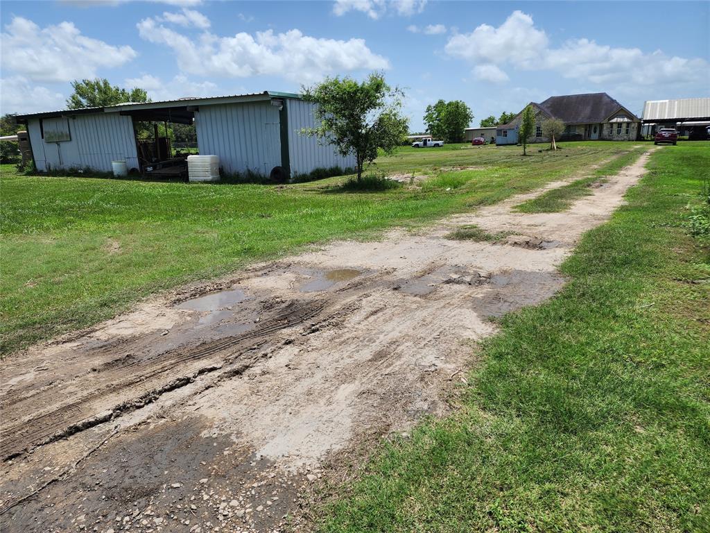 6815 Beard Road, Needville, Texas image 3