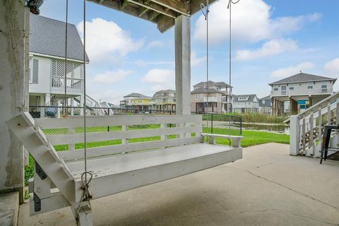 A home in Crystal Beach