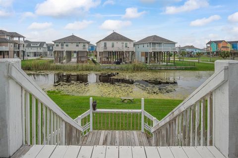 A home in Crystal Beach