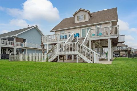 A home in Crystal Beach