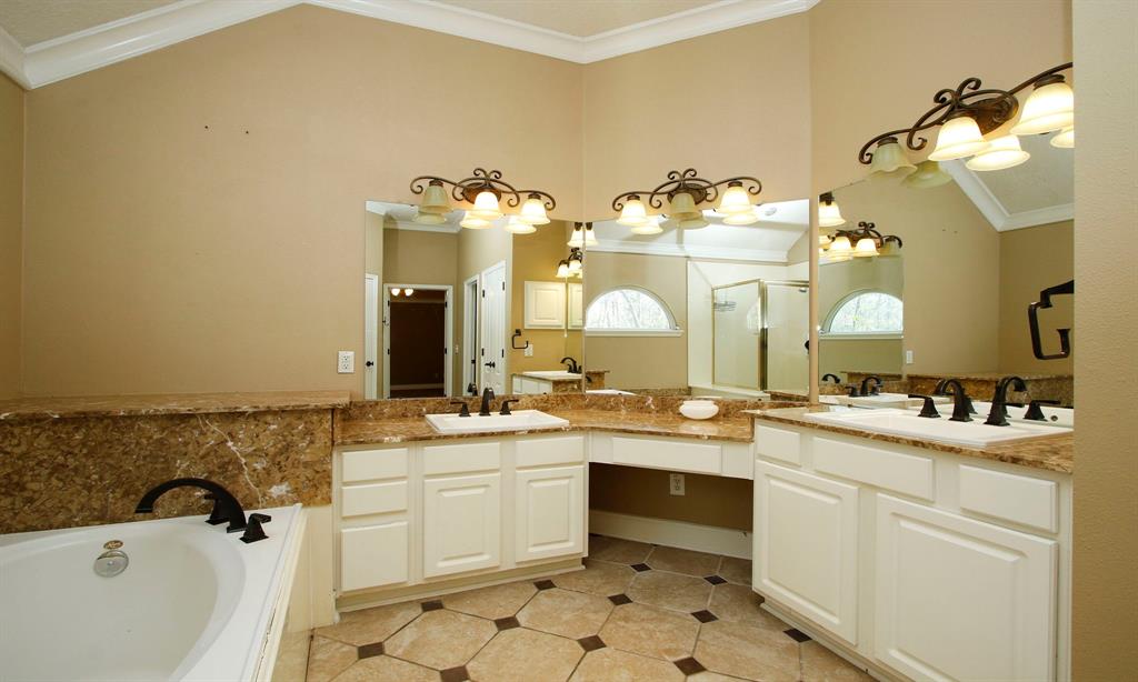20110 Cherry Oaks Lane, Humble, Texas image 28