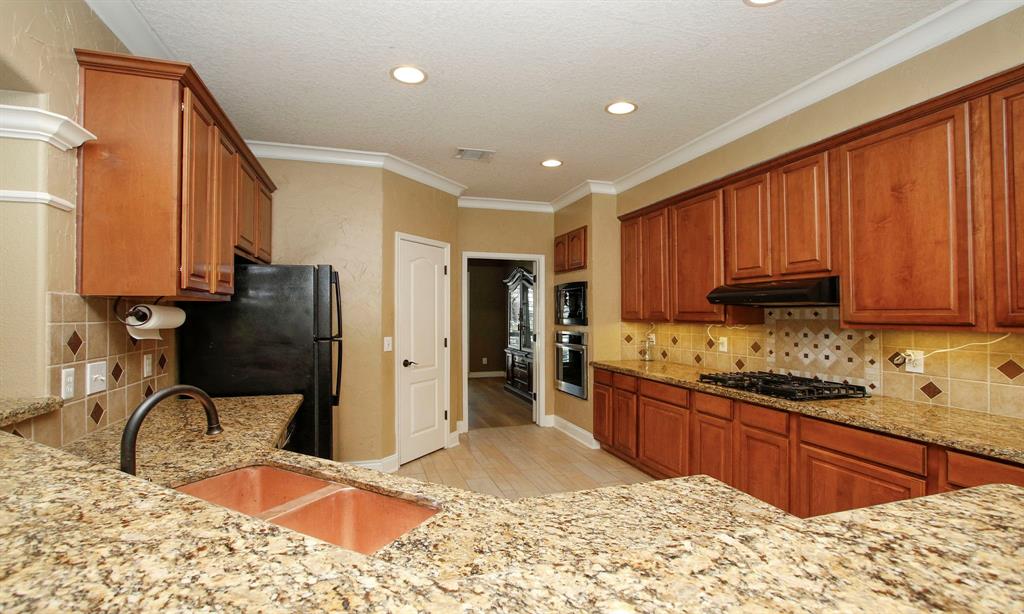 20110 Cherry Oaks Lane, Humble, Texas image 9