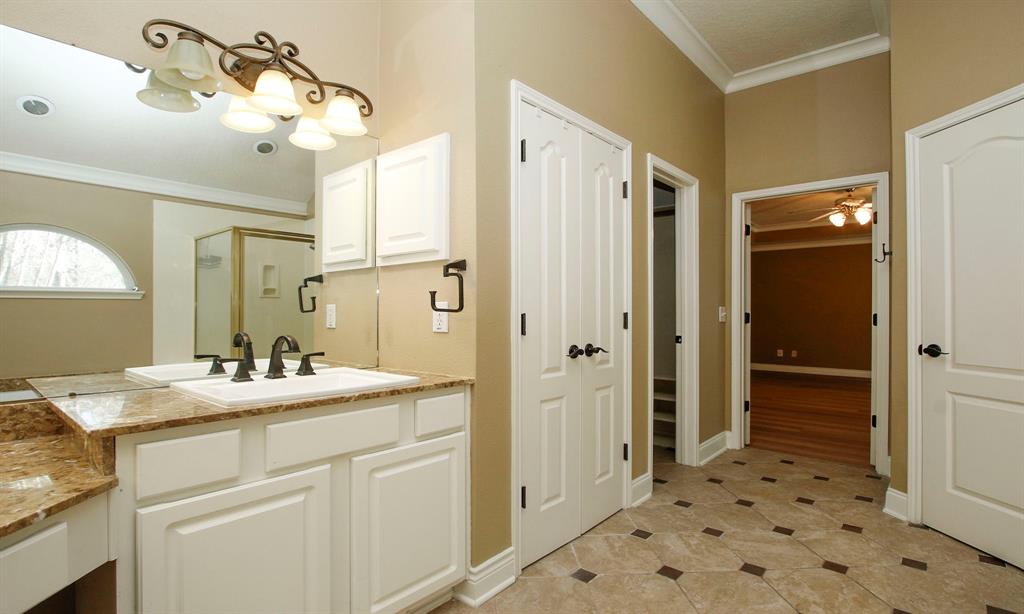 20110 Cherry Oaks Lane, Humble, Texas image 30