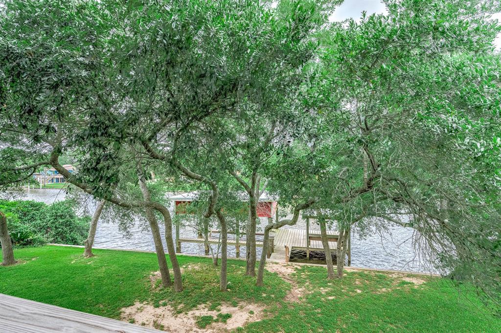 579 County Road 296, Sargent, Texas image 21