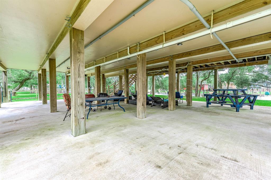 579 County Road 296, Sargent, Texas image 9