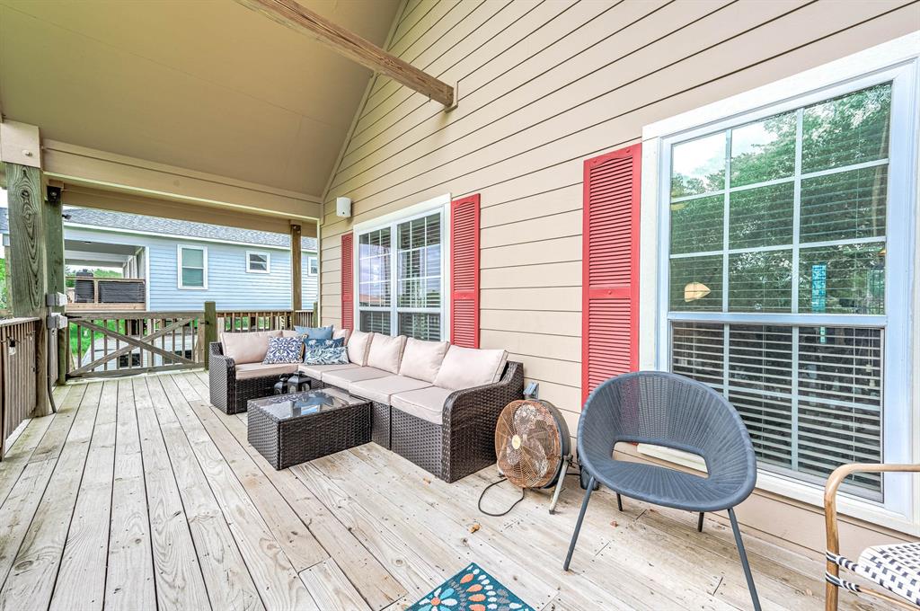 579 County Road 296, Sargent, Texas image 19
