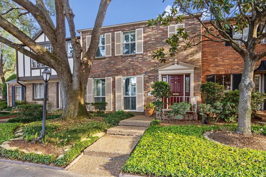 5905 Sugar Hill Drive #221, Houston, Texas image 2