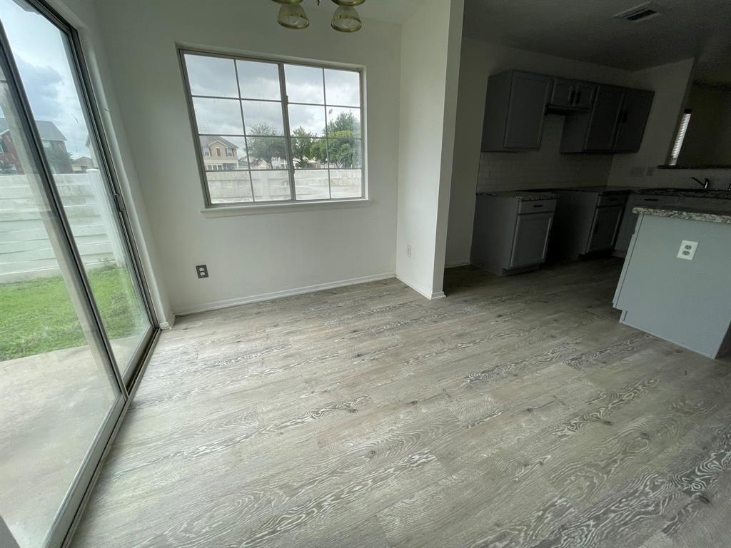 951 Verde Trails Drive, Houston, Texas image 7