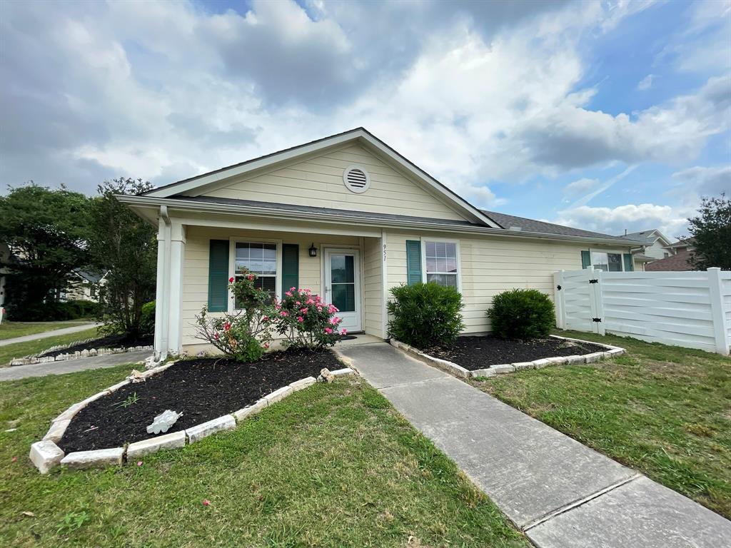 951 Verde Trails Drive, Houston, Texas image 1