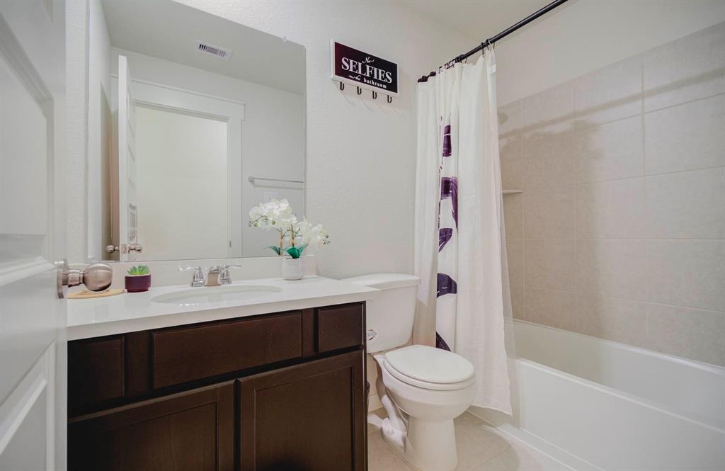 30301 Kingston Heath Drive, Cleveland, Texas image 11