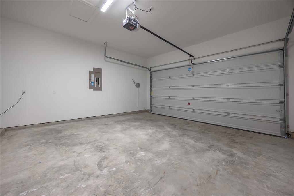 825 Laguna Green Lane, Katy, Texas image 25